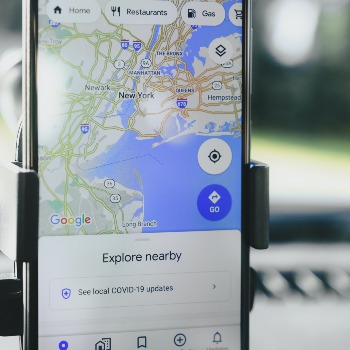 Google Maps Updates Help Find Parking and Avoid Traffic