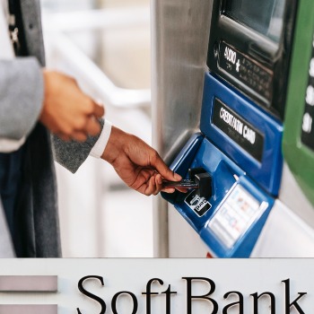 Revolut's SoftBank Deal Clears Path to UK License